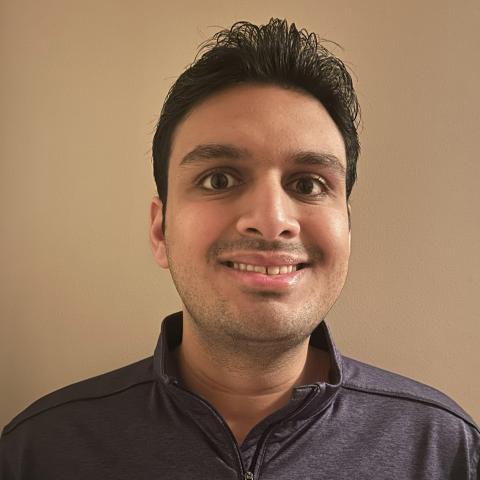 Roni Rajani headshot